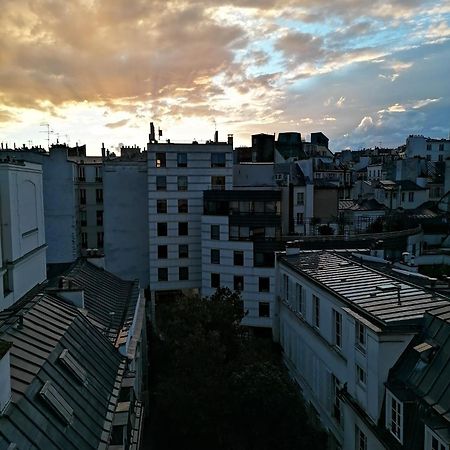 Martyrs Apartment Paris Exterior photo